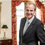 Cadre hôtelier a l'international en reconversion, je recherche des missions de soutien aux élèves nécessiteux pour les aider dans leur parcours scolaire avec une approche personnalisée et un intérêt particulier suivi dans le temps 
pour chacun(e)